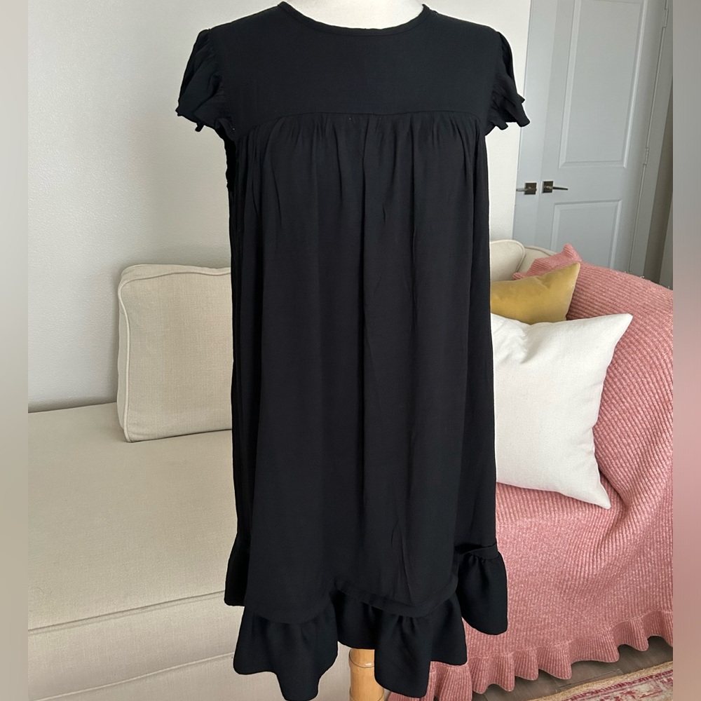 Black Ruffled Knee-Length Babydoll Dress size L